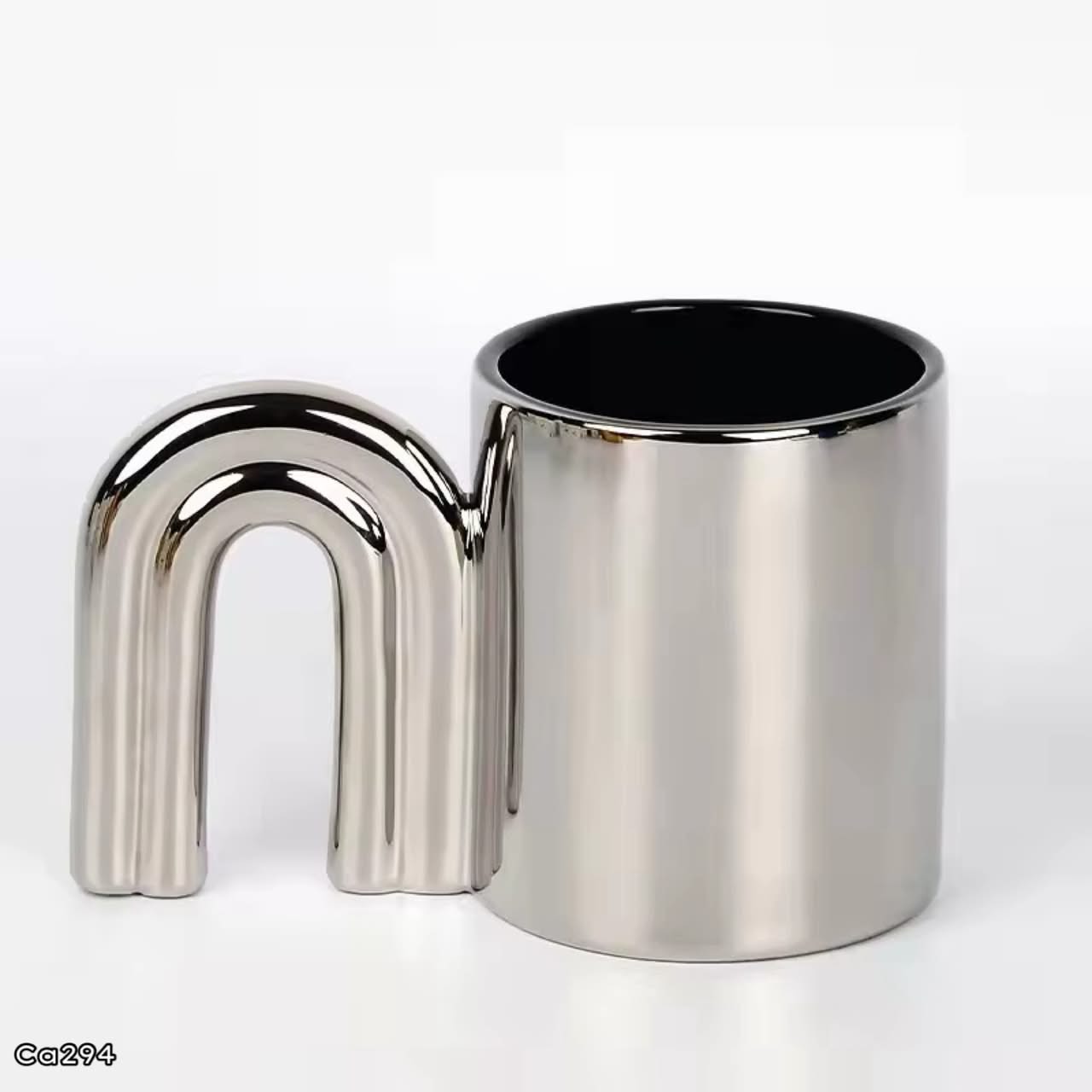 Taza plateado manija arco ceramica 450ml